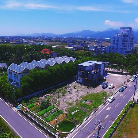 Happiness 210 B&B Dongshan  Bagian luar foto