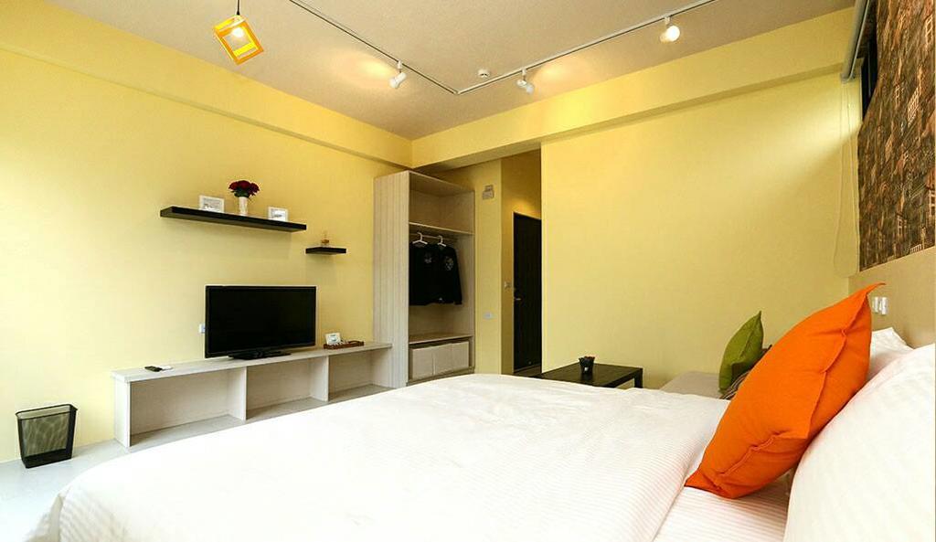 Happiness 210 B&B Dongshan  Bagian luar foto
