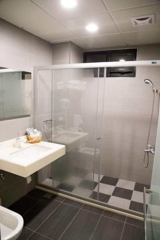 Happiness 210 B&B Dongshan  Bagian luar foto